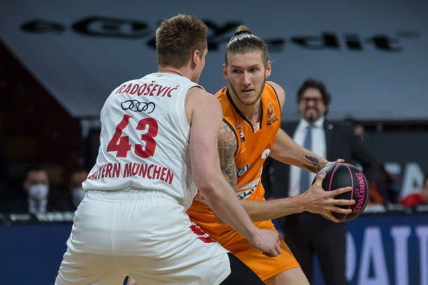 结束了比赛 结束了比赛