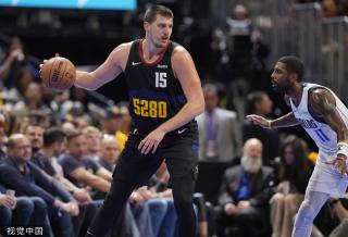 同时凭借稳 同时凭借稳